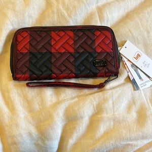 Lug wallet